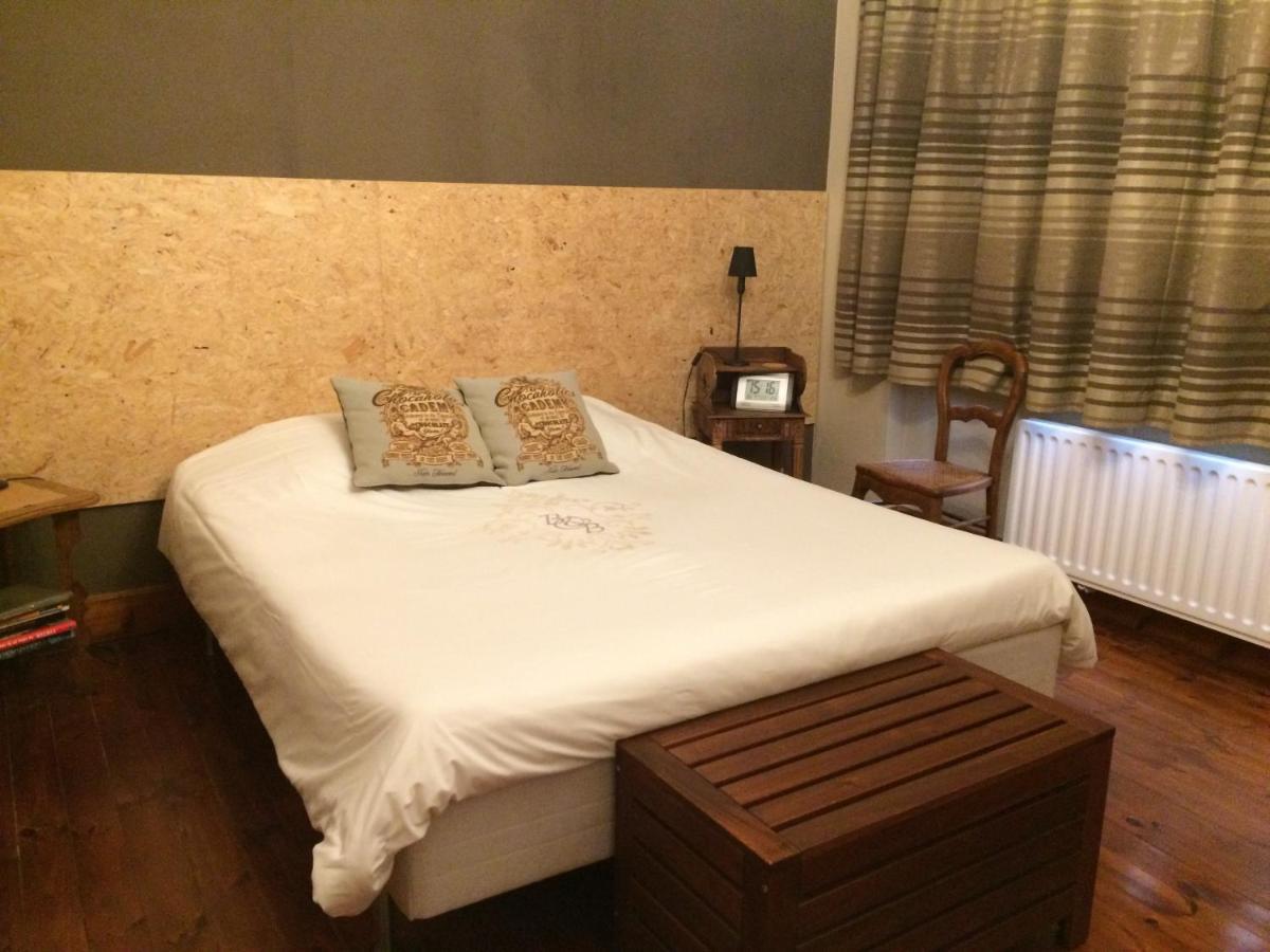 B&B Chambre Chocolat Woluwe-Saint-Lambert Exteriör bild