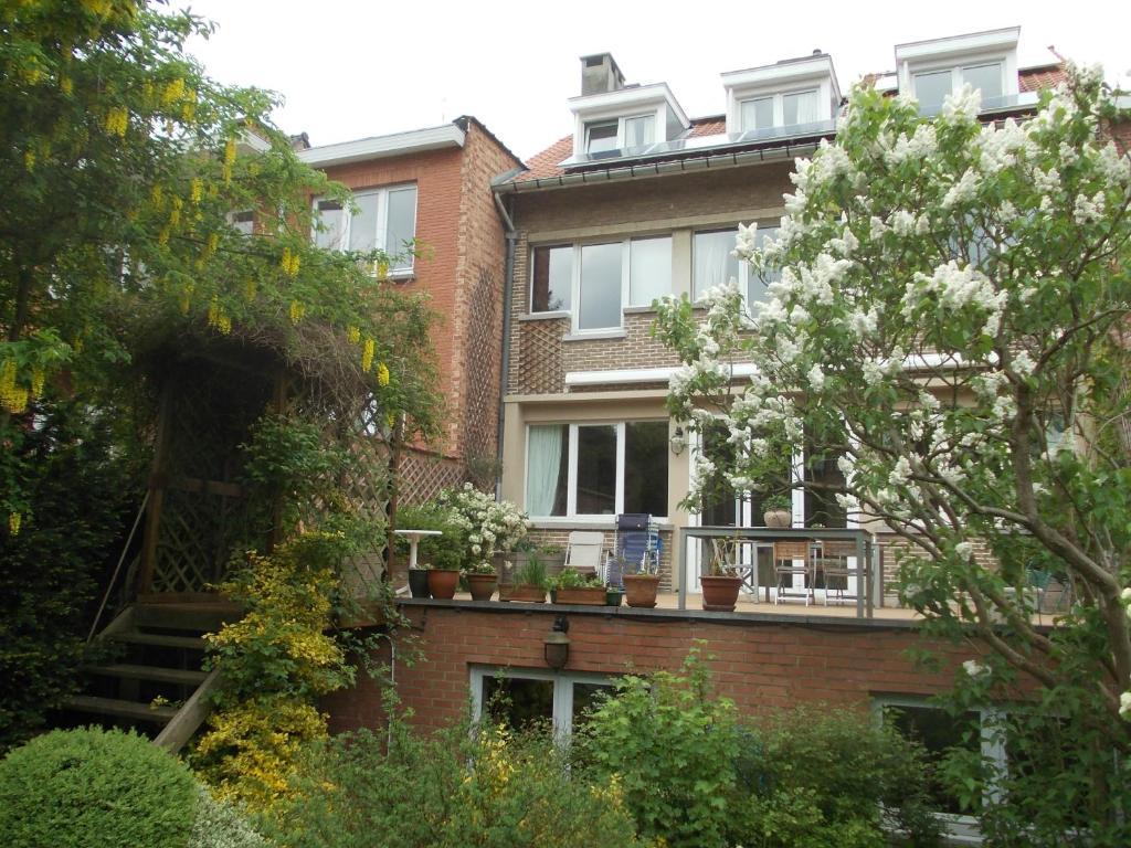 B&B Chambre Chocolat Woluwe-Saint-Lambert Exteriör bild
